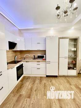 2-к квартира, вторичка, 74м2, 1/6 этаж