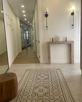 2-к квартира, вторичка, 104м2, 2/3 этаж