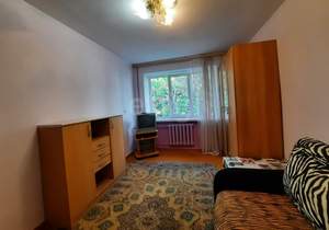 2-к квартира, вторичка, 40м2, 3/3 этаж