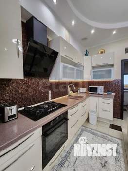 2-к квартира, вторичка, 80м2, 3/3 этаж