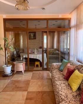 4-к квартира, вторичка, 145м2, 3/4 этаж