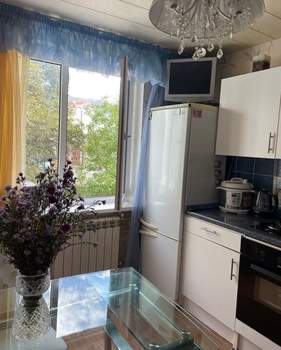 2-к квартира, вторичка, 55м2, 2/4 этаж