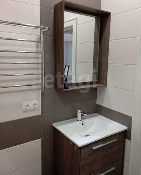 2-к квартира, вторичка, 50м2, 3/8 этаж