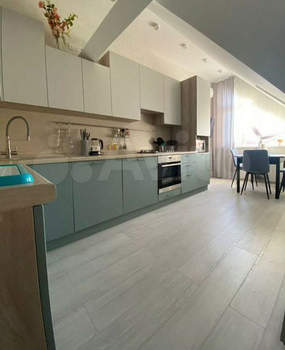 3-к квартира, вторичка, 76м2, 8/8 этаж