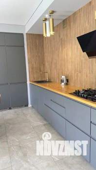 3-к квартира, вторичка, 140м2, 1/4 этаж