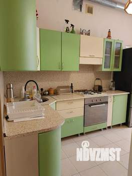 3-к квартира, вторичка, 113м2, 2/4 этаж