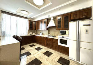 3-к квартира, вторичка, 87м2, 3/6 этаж