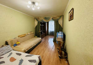 3-к квартира, вторичка, 76м2, 1/3 этаж