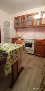 2-к квартира, вторичка, 33м2, 1/5 этаж