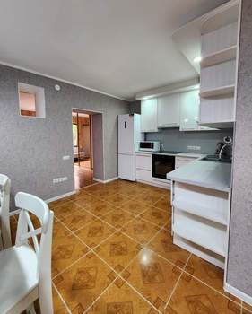 3-к квартира, вторичка, 92м2, 1/4 этаж