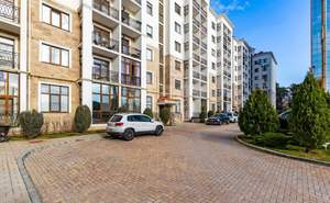 3-к квартира, вторичка, 100м2, 3/8 этаж