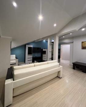 3-к квартира, вторичка, 142м2, 8/8 этаж