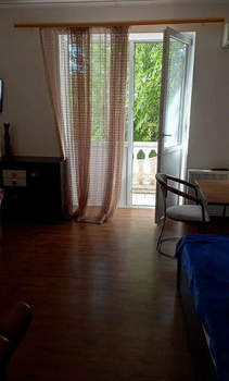 3-к квартира, вторичка, 71м2, 2/2 этаж