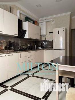 2-к квартира, вторичка, 74м2, 8/8 этаж