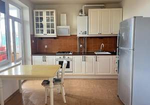 2-к квартира, вторичка, 70м2, 3/4 этаж