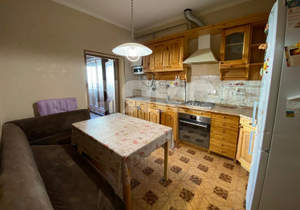 3-к квартира, вторичка, 63м2, 1/2 этаж