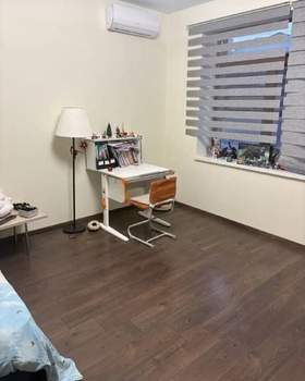 3-к квартира, вторичка, 140м2, 1/4 этаж