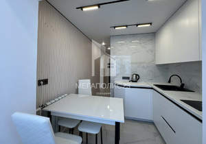 2-к квартира, вторичка, 37м2, 3/5 этаж