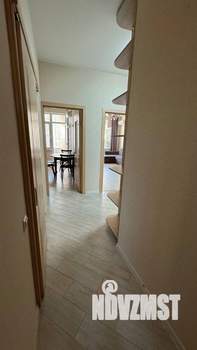 2-к квартира, вторичка, 63м2, 1/7 этаж