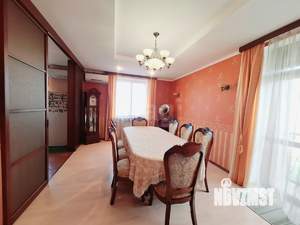 5-к квартира, вторичка, 184м2, 4/4 этаж