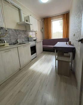 1-к квартира, вторичка, 38м2, 1/4 этаж