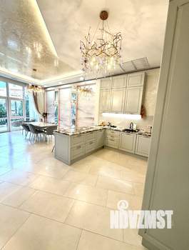 2-к квартира, вторичка, 101м2, 7/7 этаж