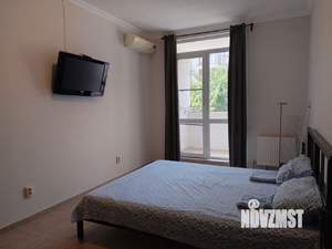 2-к квартира, вторичка, 70м2, 1/3 этаж