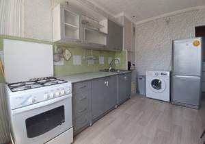 3-к квартира, вторичка, 60м2, 9/9 этаж