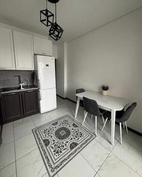 1-к квартира, вторичка, 65м2, 1/8 этаж