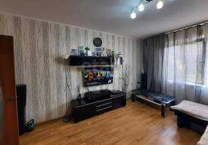 3-к квартира, вторичка, 62м2, 1/9 этаж