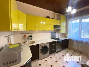 3-к квартира, вторичка, 65м2, 1/4 этаж