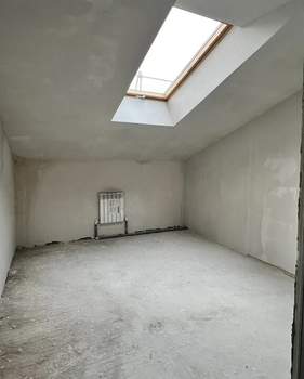 3-к квартира, вторичка, 108м2, 8/8 этаж