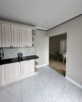 3-к квартира, вторичка, 70м2, 7/8 этаж