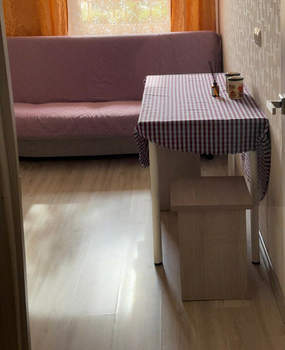 1-к квартира, вторичка, 38м2, 1/4 этаж