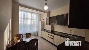 2-к квартира, вторичка, 70м2, 3/5 этаж