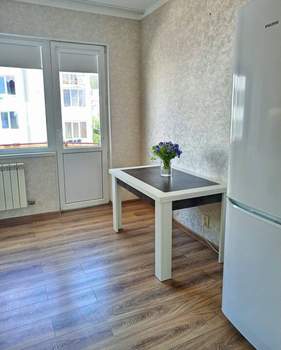 2-к квартира, вторичка, 63м2, 4/6 этаж