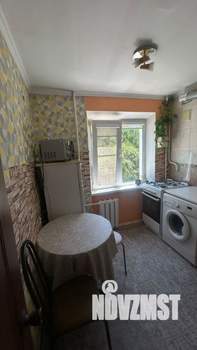 3-к квартира, вторичка, 57м2, 2/5 этаж