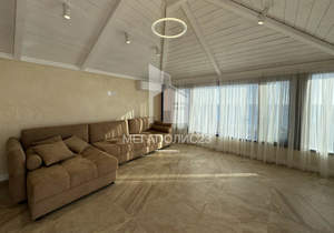 1-к квартира, вторичка, 61м2, 5/5 этаж