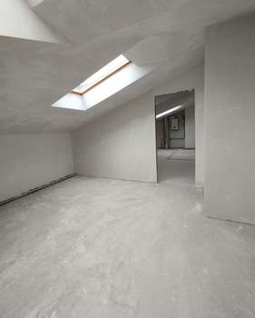 3-к квартира, вторичка, 113м2, 9/9 этаж