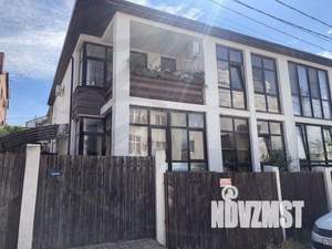 2-к квартира, вторичка, 90м2, 1/2 этаж