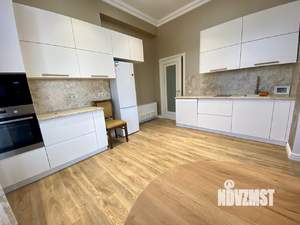 4-к квартира, вторичка, 150м2, 2/14 этаж