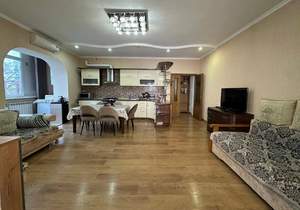 1-к квартира, вторичка, 76м2, 1/5 этаж