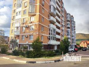 Студия квартира, вторичка, 35м2, 1/10 этаж