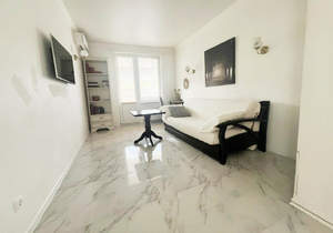 3-к квартира, вторичка, 82м2, 4/4 этаж