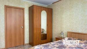 3-к квартира, вторичка, 61м2, 1/4 этаж