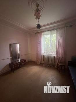 2-к квартира, вторичка, 42м2, 1/1 этаж