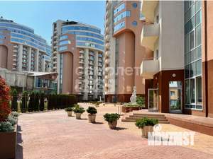 2-к квартира, вторичка, 98м2, 11/14 этаж