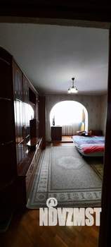 2-к квартира, вторичка, 61м2, 1/6 этаж