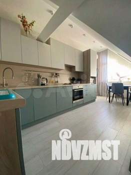 3-к квартира, вторичка, 76м2, 8/8 этаж