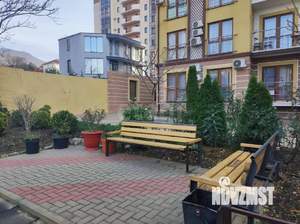 2-к квартира, вторичка, 73м2, 1/5 этаж